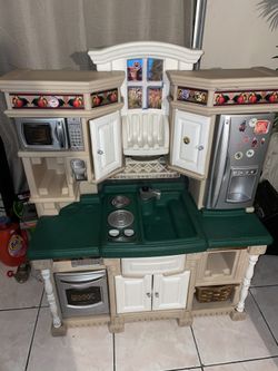 Gir Play Kitchen