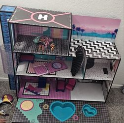 L.O.L Doll House 