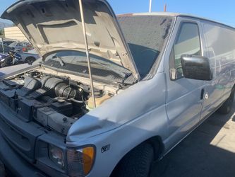 1996 Ford E-150