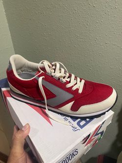 Vintage BROOKS Lace Up Athletic Mens Sneaker Red Suede With White Accents Size 12 like new