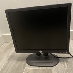 Dell Computer Monitor - 19 Inch (local Pickup Only) 