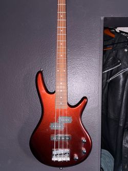 Ibanez gio bass guitar