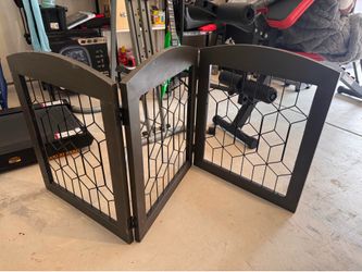Pet gate