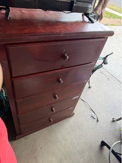 Dresser