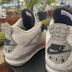 Air Jordan 4 White Cement  10.5  2016 $130