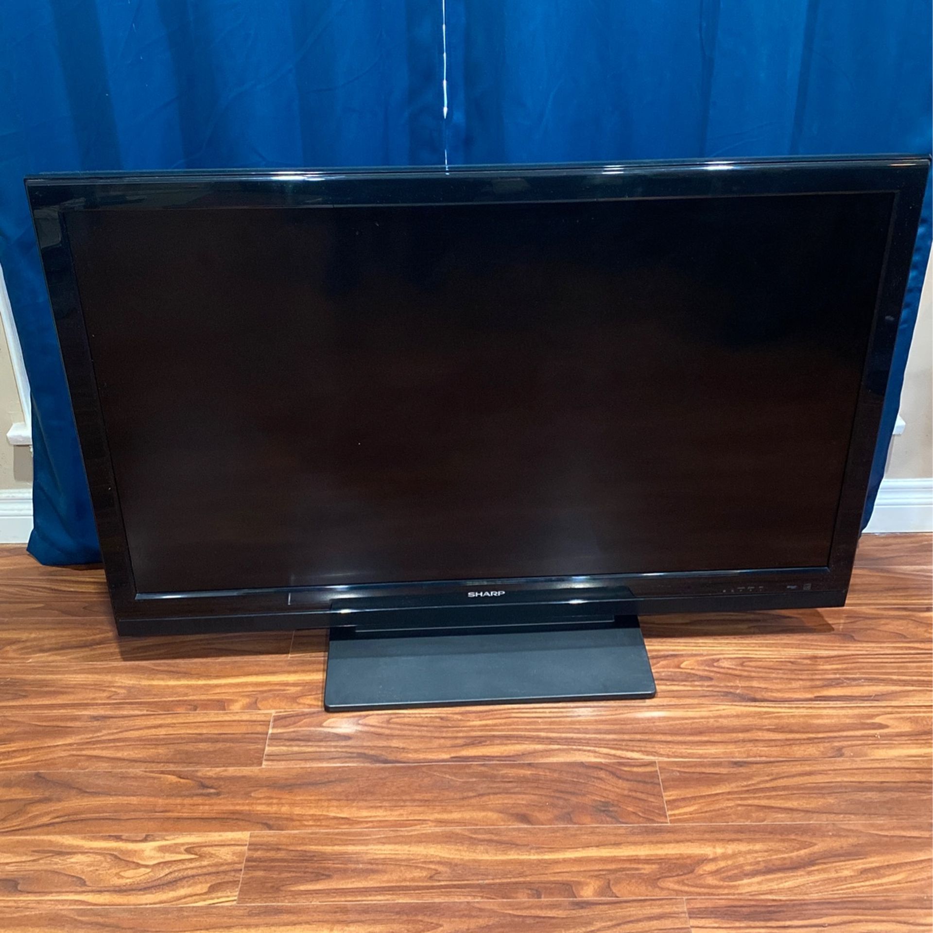 Sharp 52’ Flatscreen TV