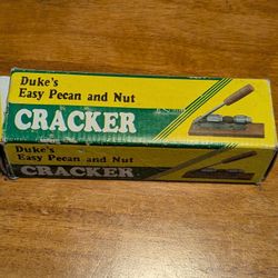 Nut Cracker 