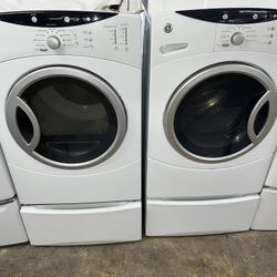 Ge Set Washer And Gas Dryer 