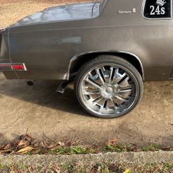 24 Inch Universal 5 Lug