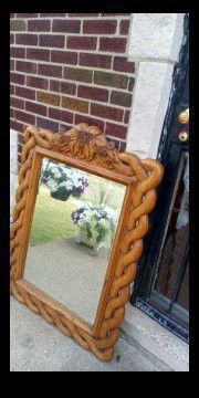 Beautiful mirror 60 bucks