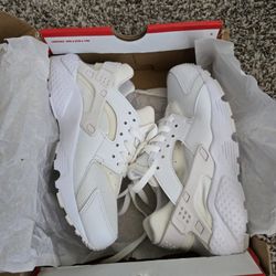 nike huarache 4y
