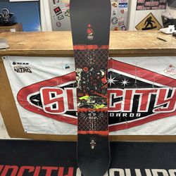 Drake 158 Snowboard Certified With Warranty Located At Sin City Snowboards