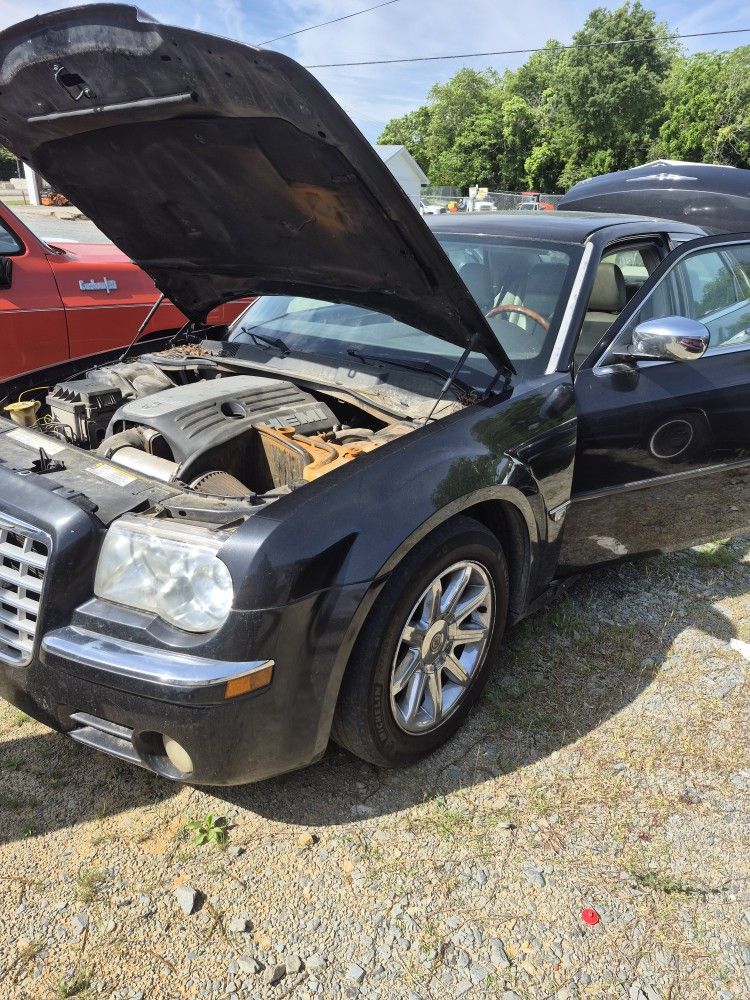 2006 Chrysler 300c Parts Only 