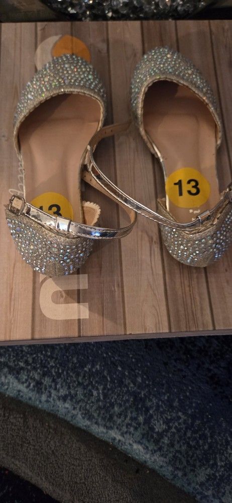 Girls Flat Dress Shoes