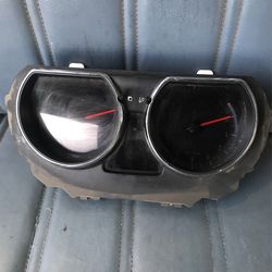 Nissan versa speedometer