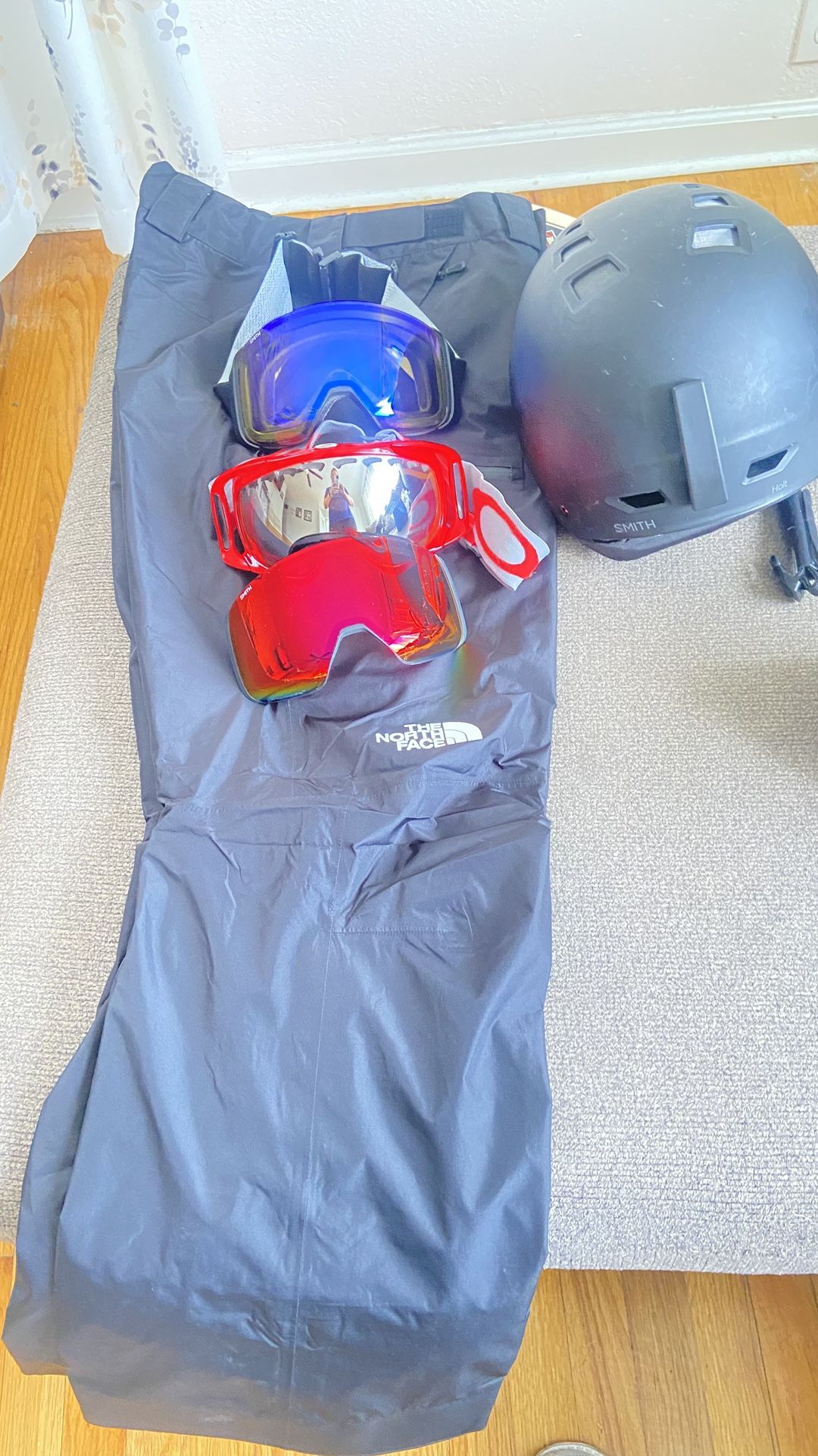 Ski  Pants Helmet Goggles 