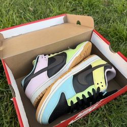  Nike Dunk Low SE ‘Free.99 - Black