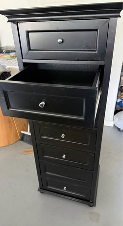 7 drawer tall dresser