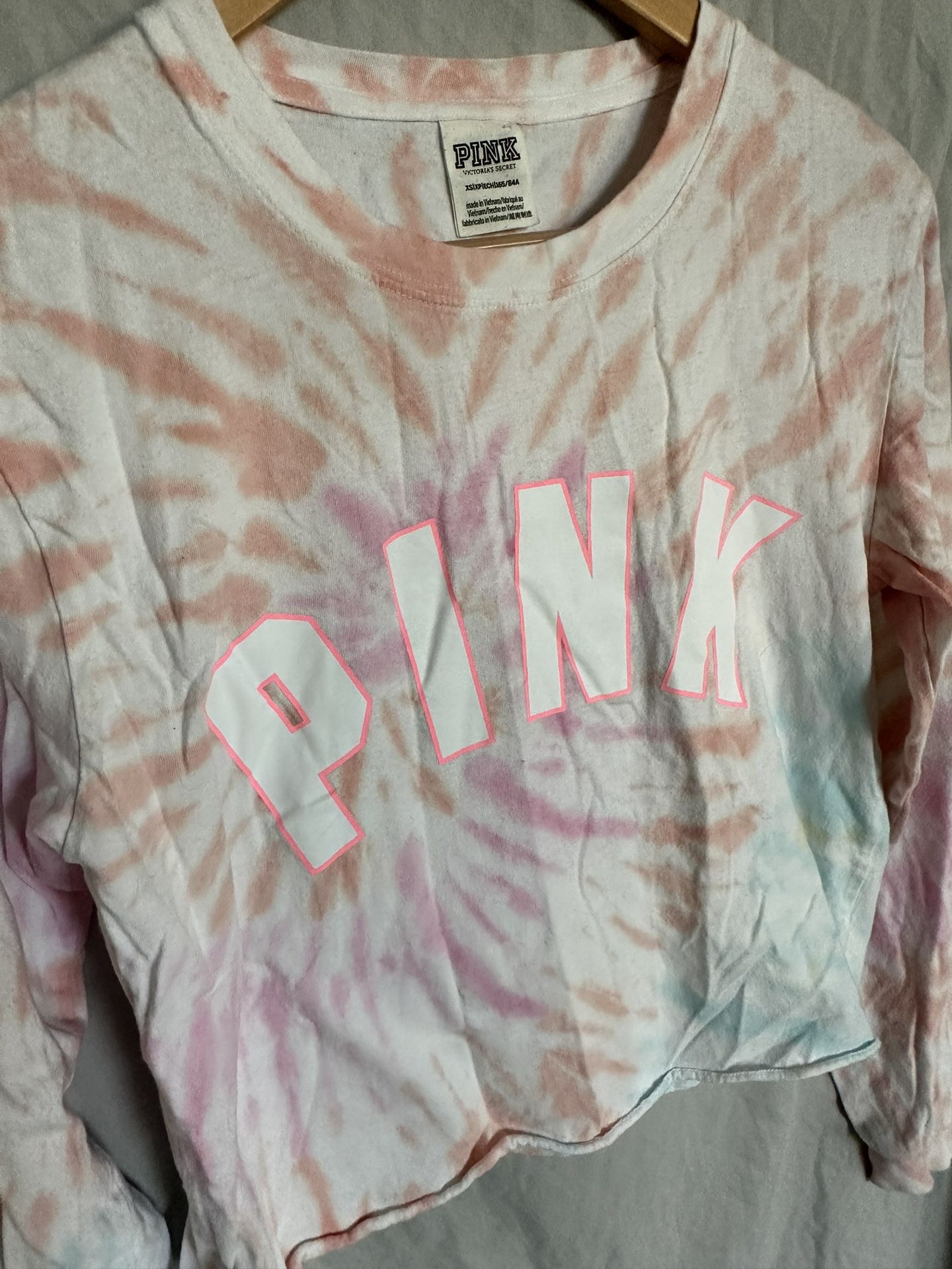 PINK Long Sleeve Shirt XS for Sale in Henderson, NV - OfferUp