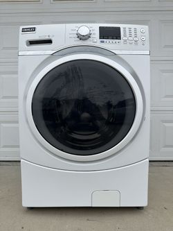 Large GE Capacity Clothes Washer