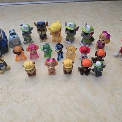 Paw Patrol Figures Mixed Lot of 22