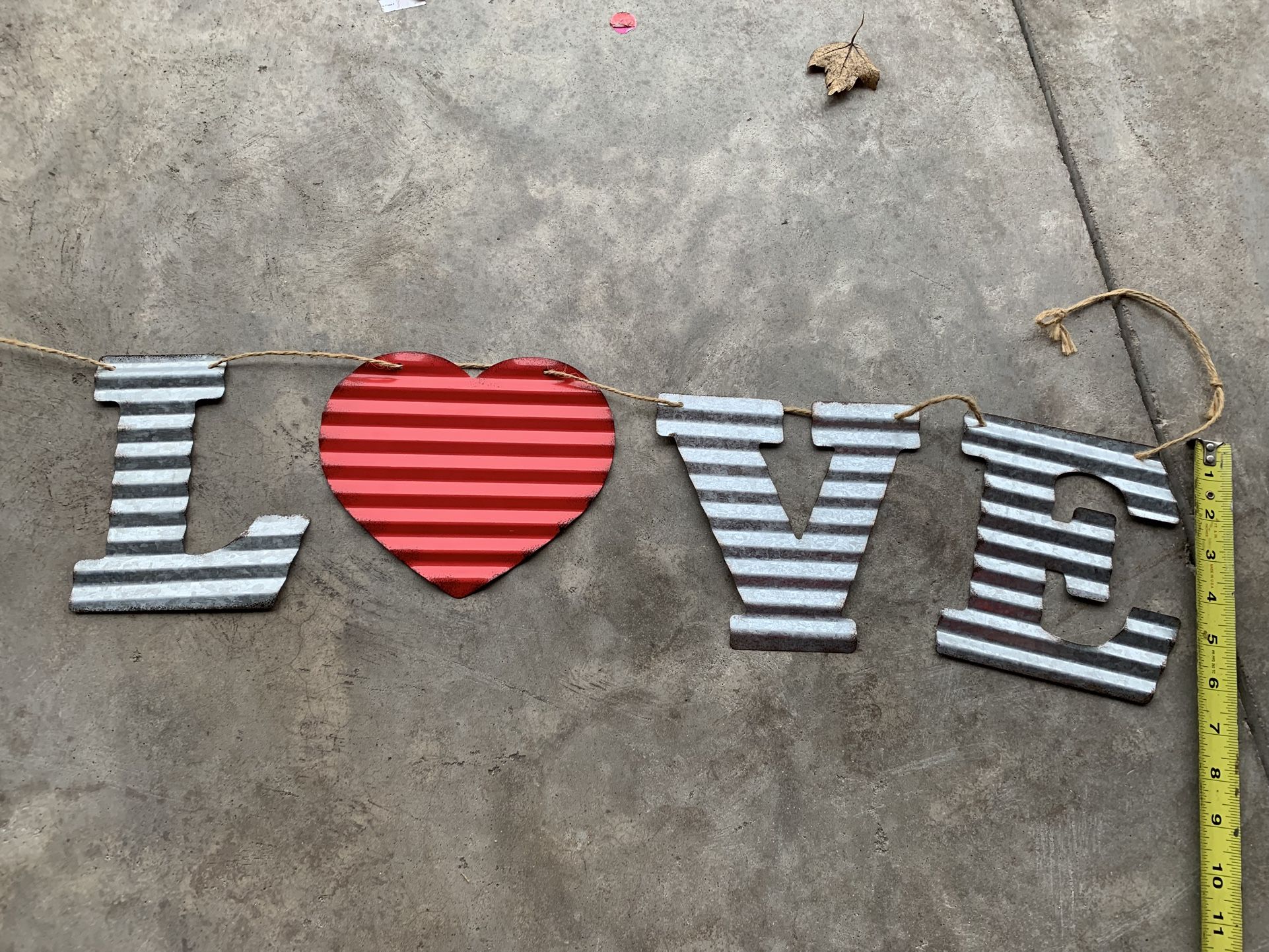 New Large Galvenized Metal Letters For Valentines Day Saying Love, Garland Type Of Hanging