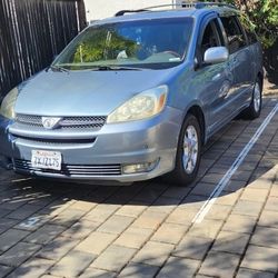 2005 Toyota Sienna
