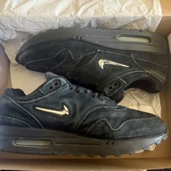 Size 9.5 Nike Air Max 1 Premium SC Jewel Triple Black 2017