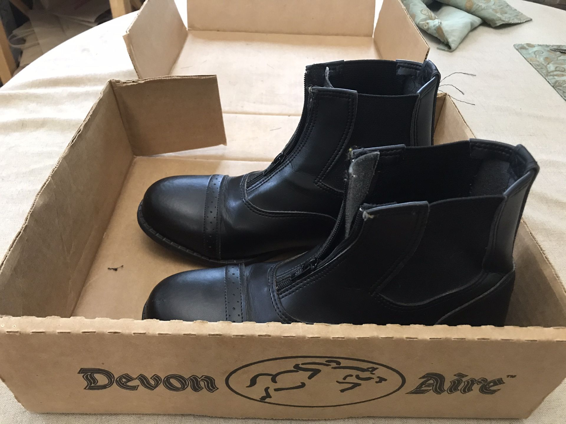 Child’s Devon Aire Paddock Boots