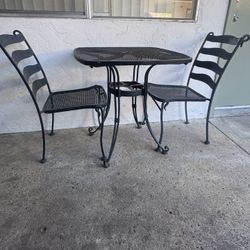 Patio Table And 2 Chairs 