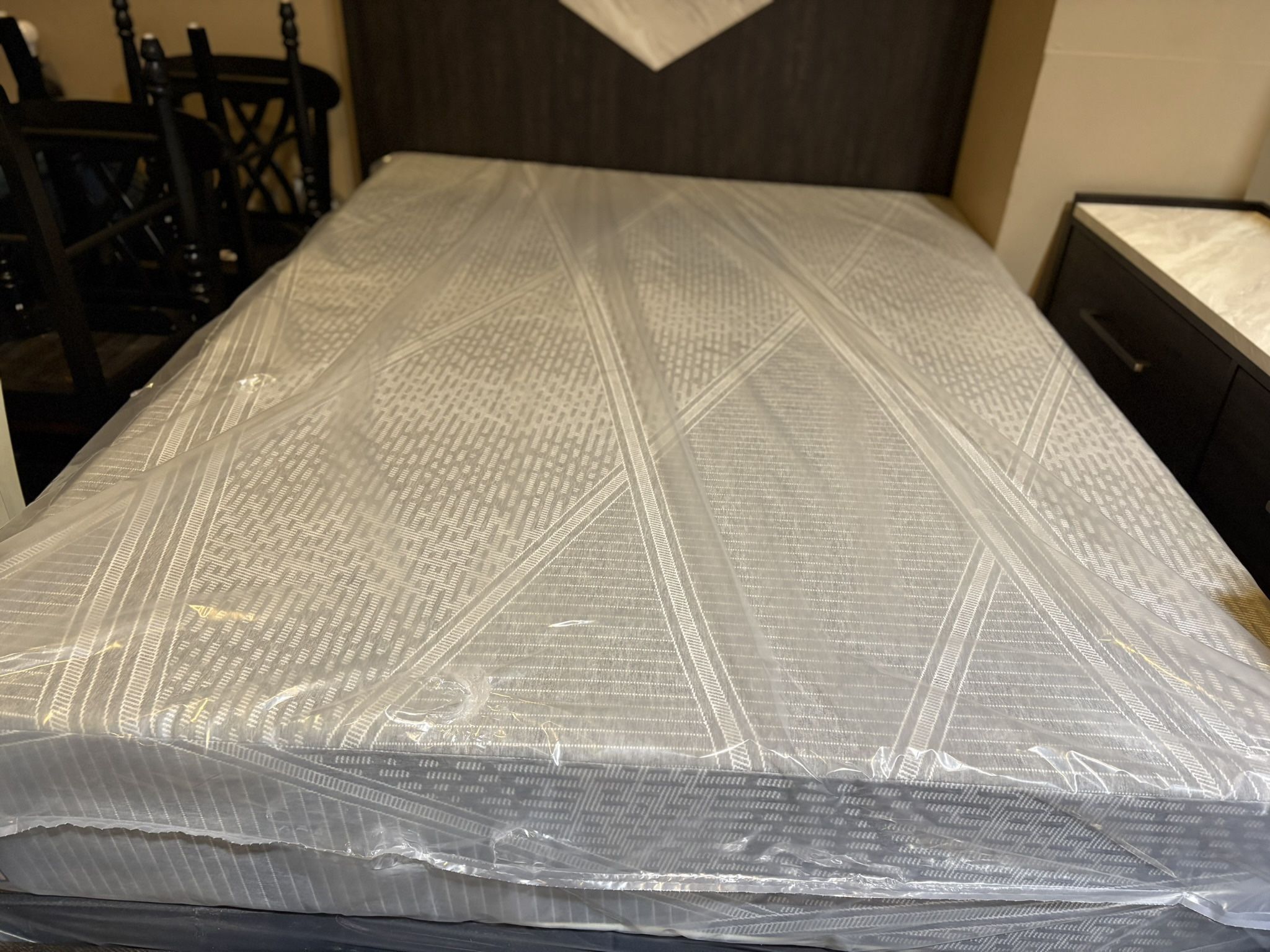 New Queen Size Mattress