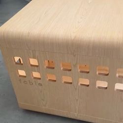 Fable dog crate