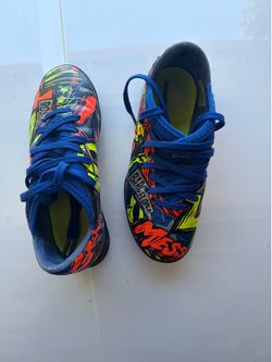 Soccer cleats