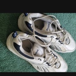 Mens Reebok Sneakers 
