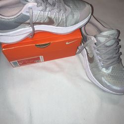 Nike Zoom Womens8 PRM (see Description)
