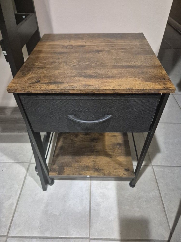 Small wood/metal dresser with fabric drawer