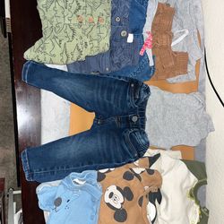 Baby boys clothing size is 6 to 9 months