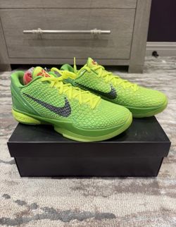 Kobe Grinches 6