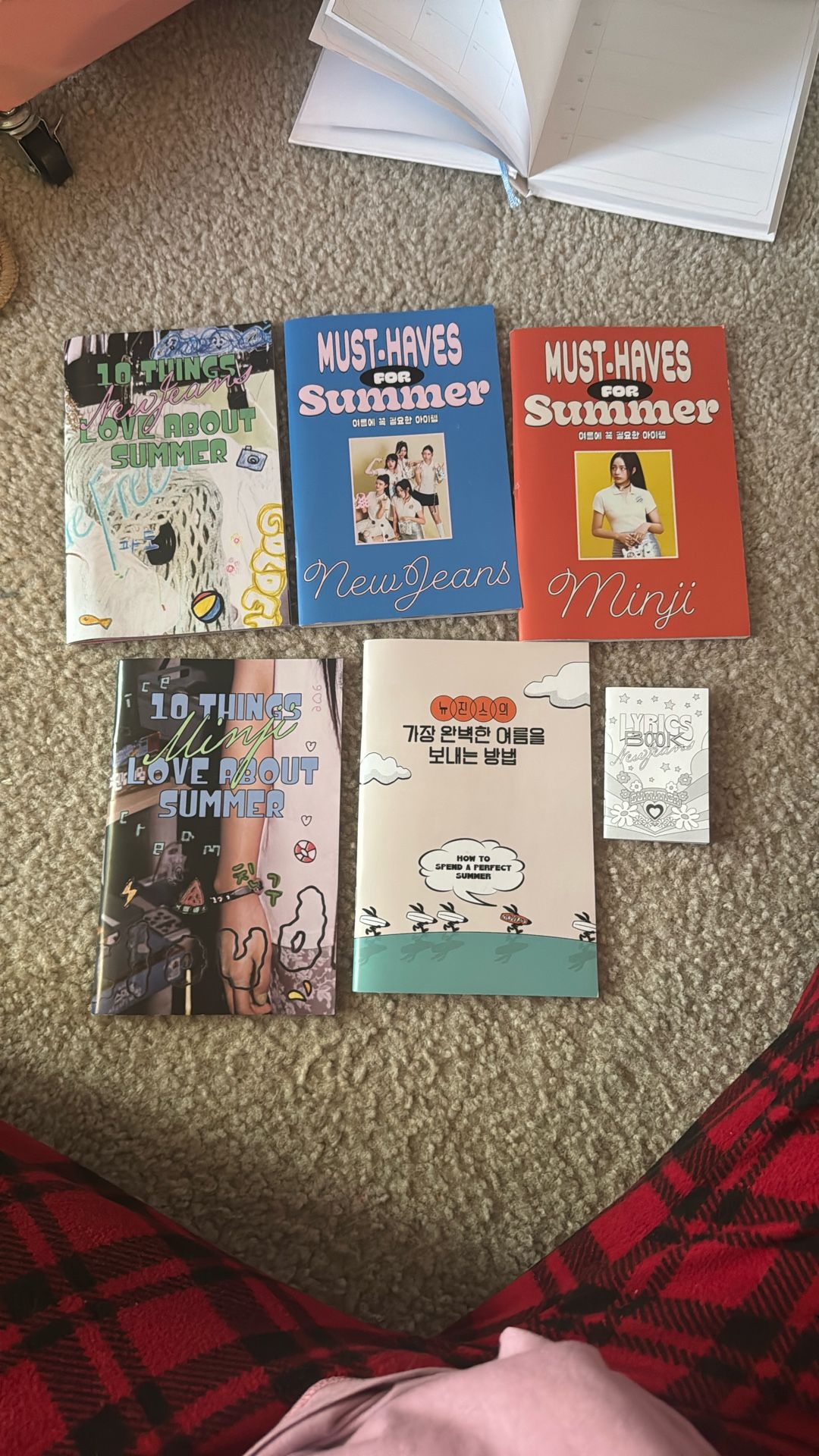 New jeans Flip Books Lyric Books Summer Edition