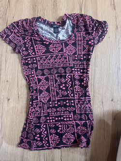 Cute Black And Pink Rue21 Top