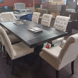KITCHEN TABLE SET WITH 6 CHAIRS