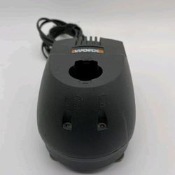 Worx Powerstation 18v Battery Charger C1817A005 Charges Worx Powertank WA3152