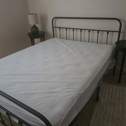 Queen Platform Bed 