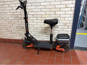 Electric scooter