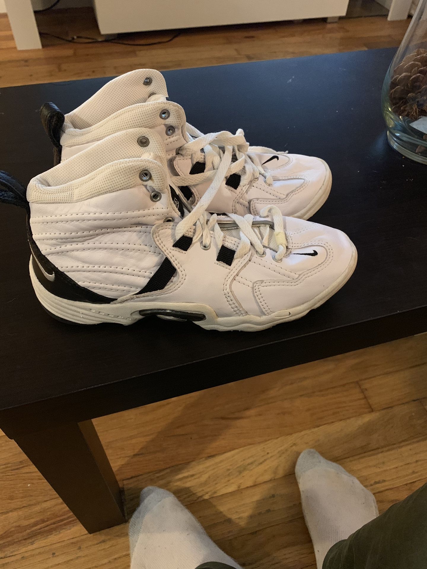 Nike zoom air women’s size 7.5