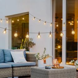 100ft Globe String Light with 32 LED Shattered Proof Bulbs + 2 Extra LED Bulbs