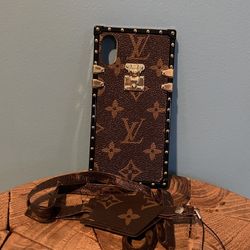I Phone Case And Land Yard For X/Xs Color Brown 