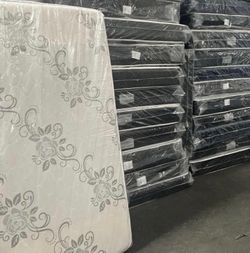 Deluxe brand Queen size set