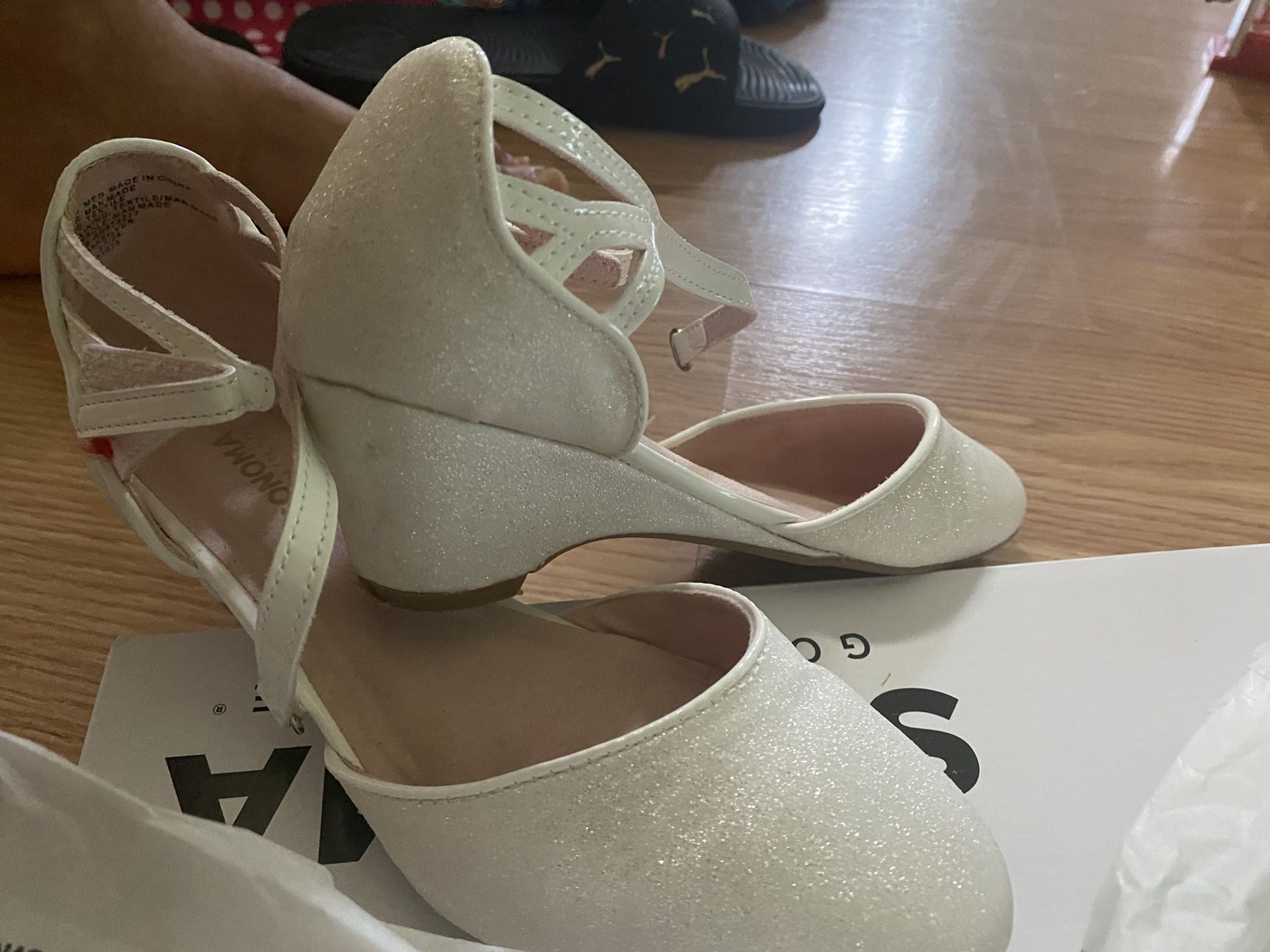 STYLE GAMORAA , Color Silver. 