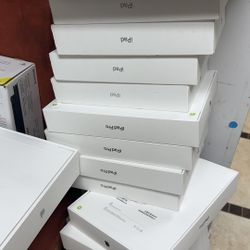 iPad Pro 13 in M5 (Read The Description)